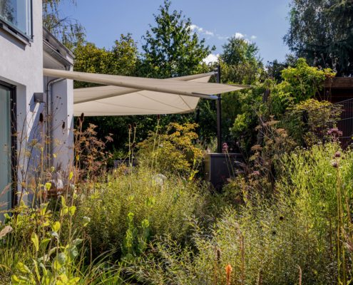 Sonnensegel im Garten