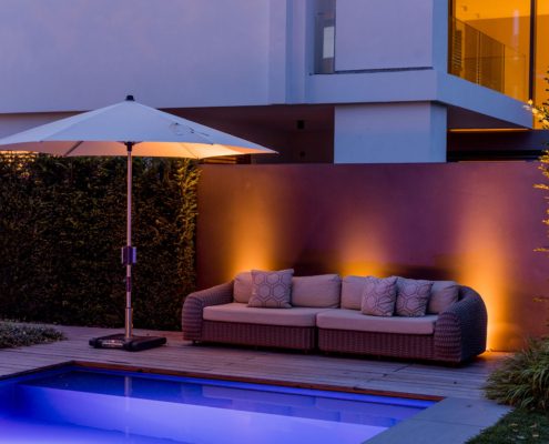 Effektbeleuchtung am Pool Effektbeleuchtung am Pool