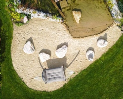 Luftbild - privater Strand am Schwimmteichj