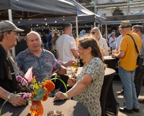 Freunde, Familie und langjährige Geschäftspartner kamen zusammen